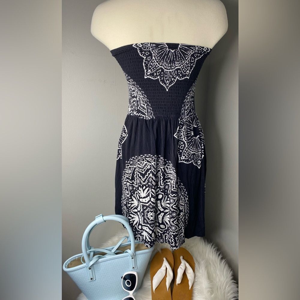 Strapless Black & White Printed Bohemian Beach Dress - Picture 8 of 13